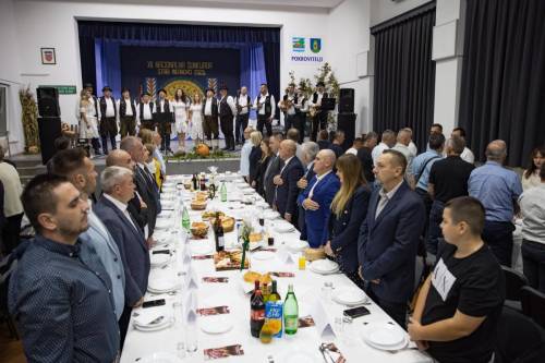 U Starim Mikanovcima održana  XII. Nacionalna šunkijada