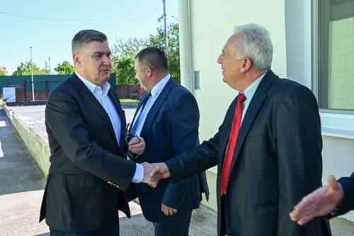 predsjednik-milanovi-sudjelovao-je-na-sveanoj-sjednici-opinskog-vijea-opine-stari-mikanovci-povodom-obiljeavanja-dana-opine 55233349199 o